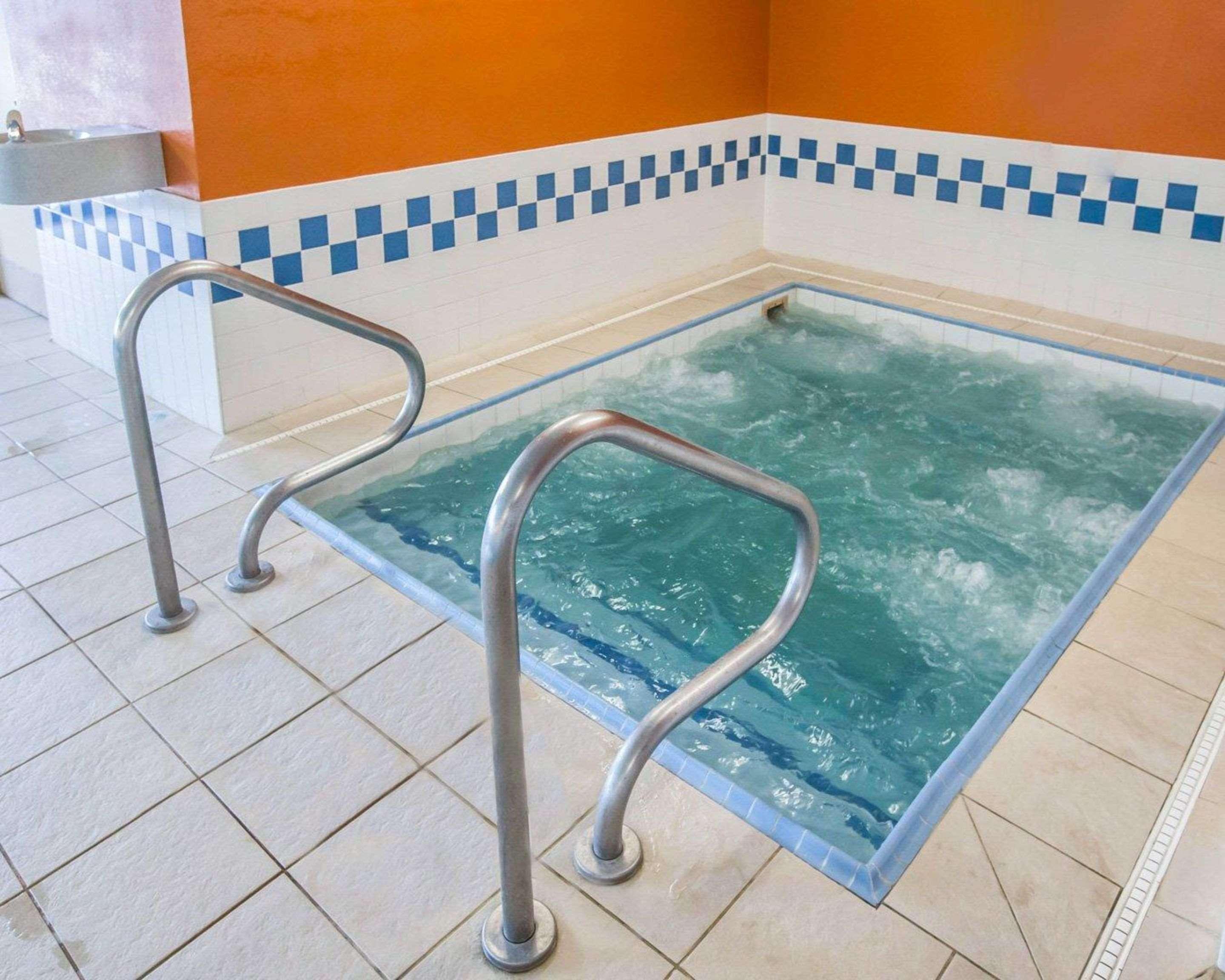 Mainstay Suites Joliet I-80 Екстер'єр фото