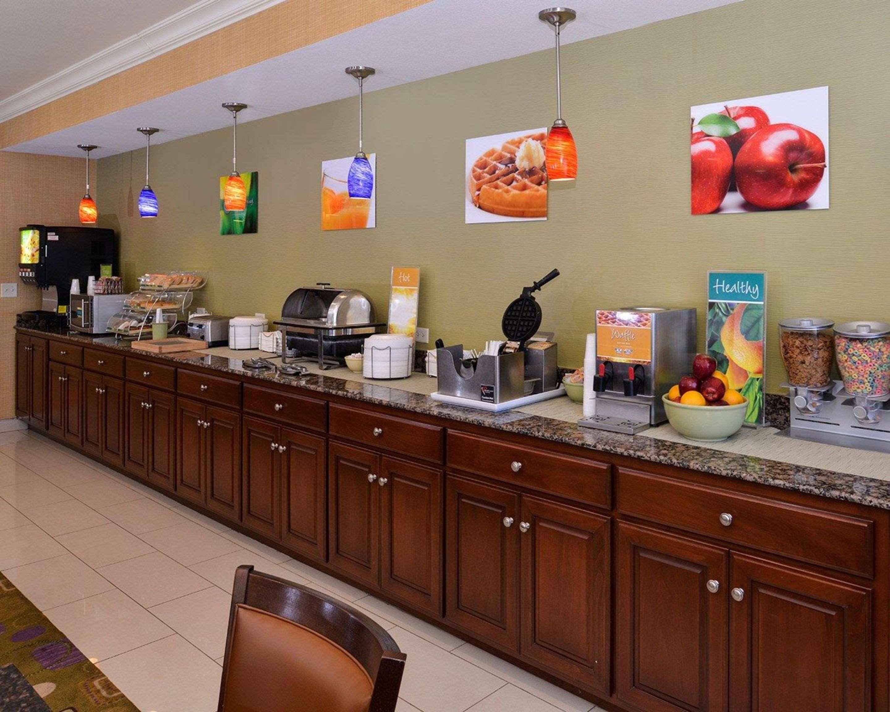 Mainstay Suites Joliet I-80 Екстер'єр фото